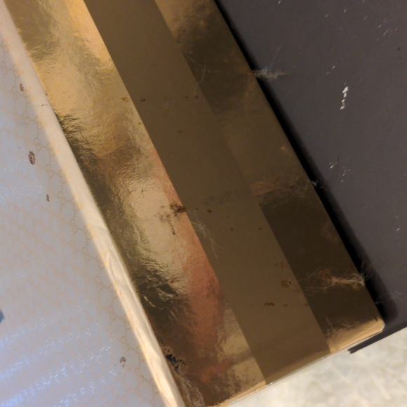 Cute Gucci Box, Pre-Owned - Picture 5 of 8